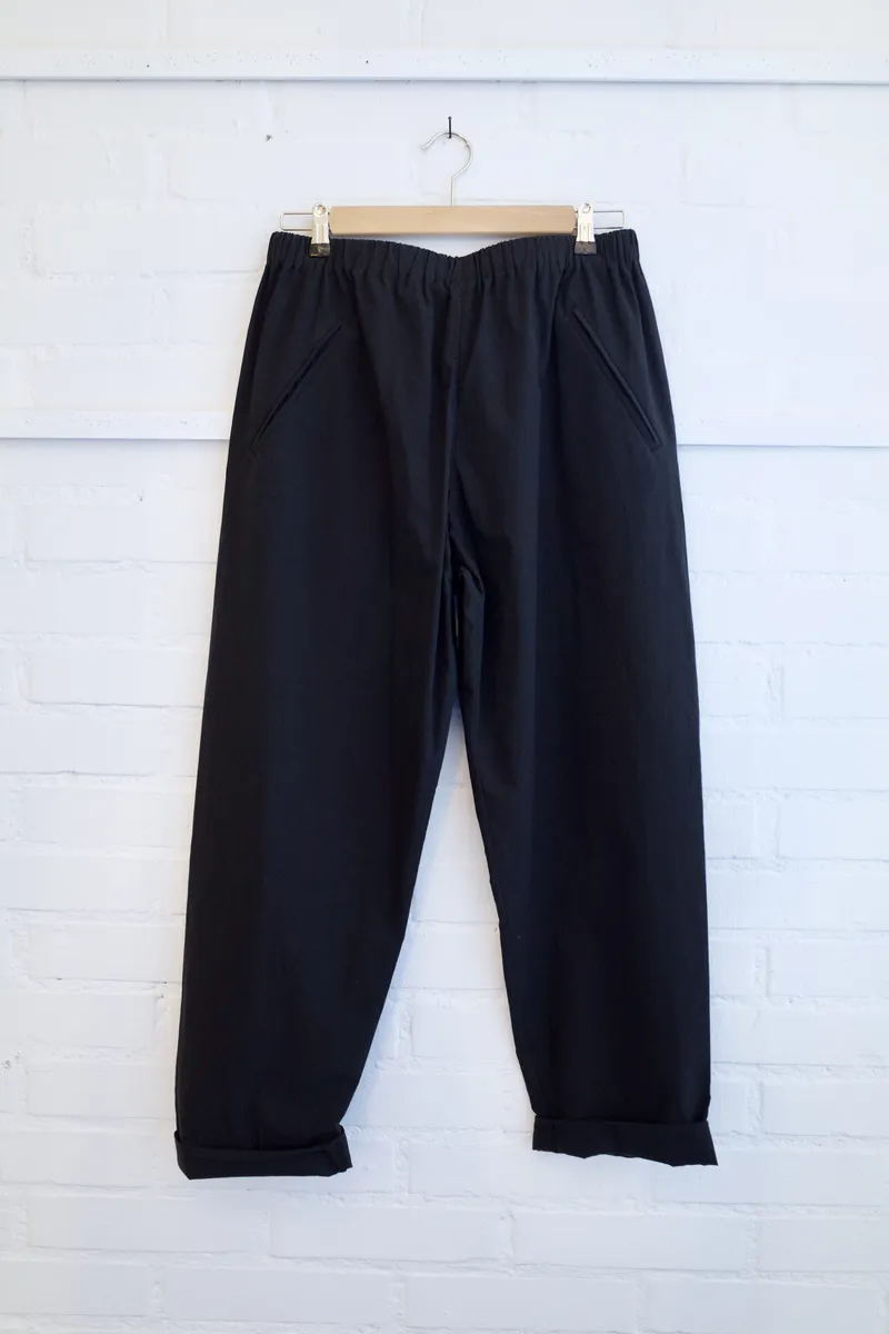 store 11 Claudia Bertini - Trousers Mercato black