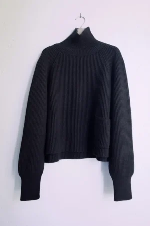 High neck sweater